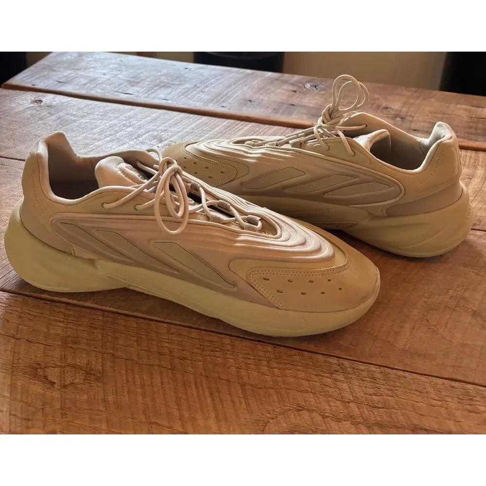 Adidas OZELIA Savanna Beige Low Top Men’s Size 13 | Like New